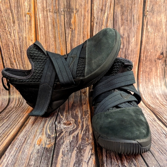 Nike Lebron Zero - Picture 1 of 7